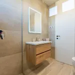 Cozy In With Wifi